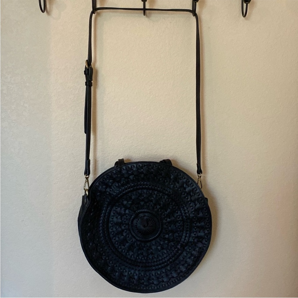 Anthropologie Black Round Woven Leather Shoulder Bag - Picture 8 of 8